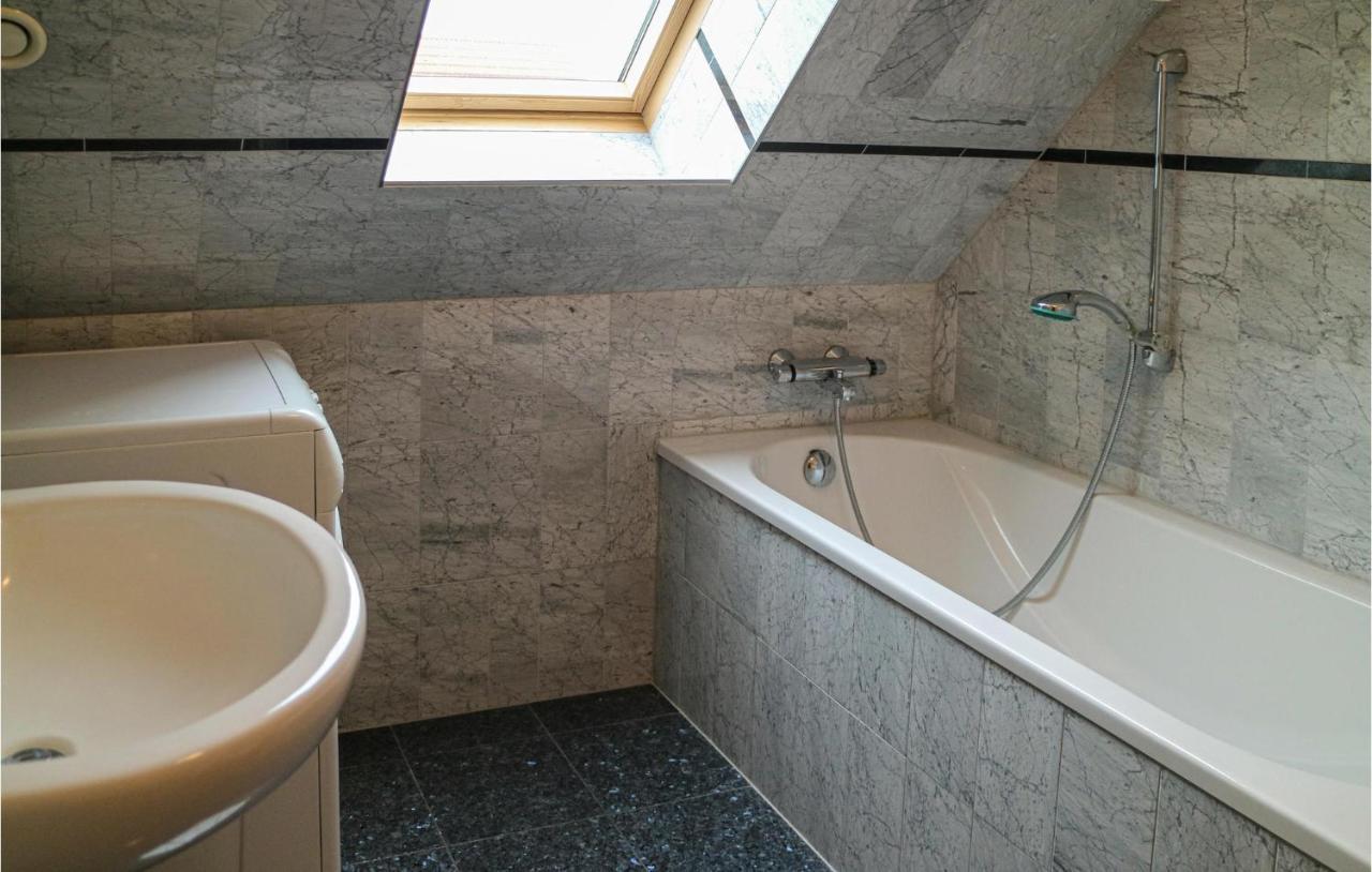 2 Bedroom Gorgeous Home In Hohenkirchen Hohenkirchen  Buitenkant foto